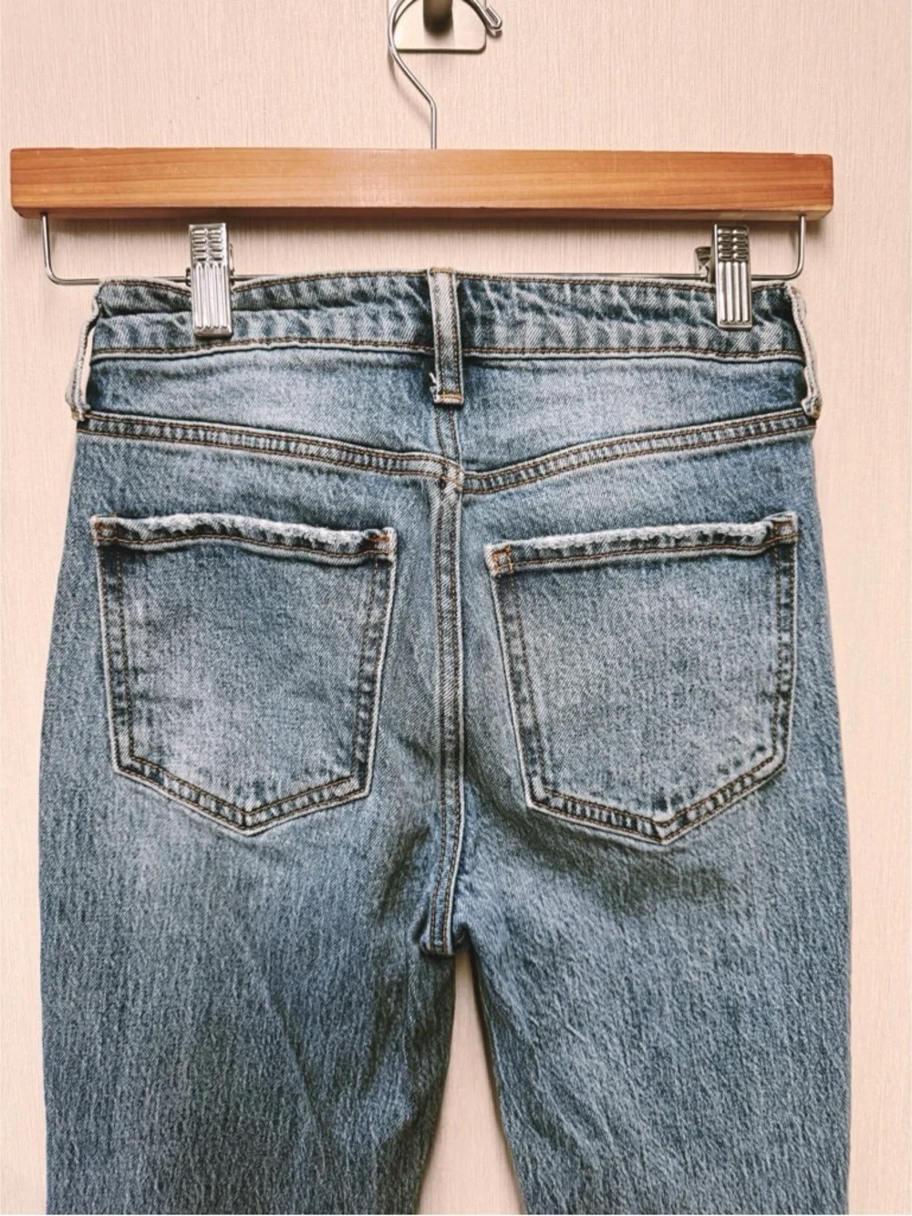 Willow + Root The Flared Out High Rise Split Hem Jeans, Size 24 - Picture 10 of 12